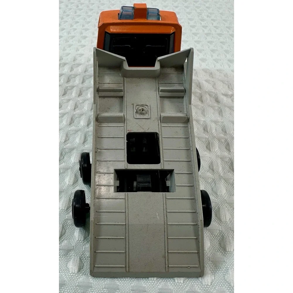 Majorette Renault Master T35 1/45 Diecast Tow Truck 24-24 Service‎ (1984 France)